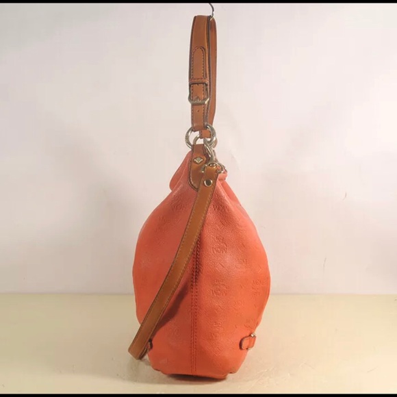 Authentic MCM Leather Cross Shoulder Bag - Picture 4 of 10